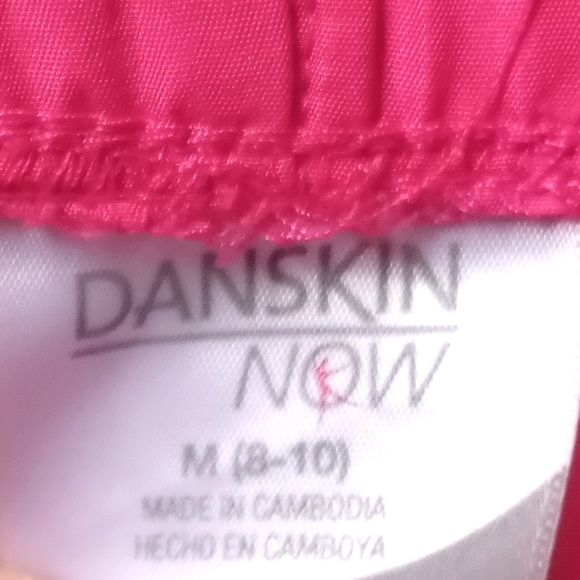 💕 Danskin Now shorts 💕 - Picture 4 of 4